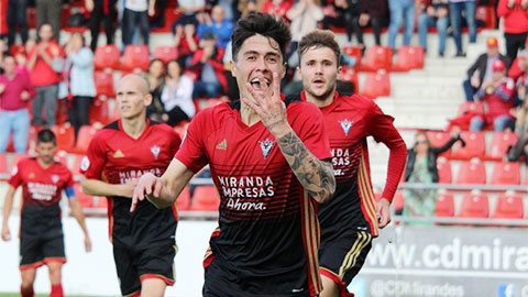 Soi kèo Racing Santander vs Mirandes, 03h00 ngày 12/12: Mirandes thắng kèo châu Á