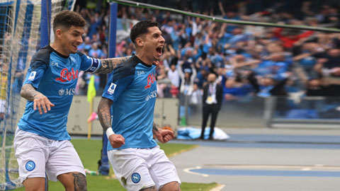 Trận cầu vàng: Bilbao thắng chấp phạt góc, Napoli đè góc hiệp 1