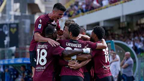 Kèo xiên 31/10: M’boro -1/2   Mansfield Town -1/4   Salernitana -3/4   Bologna -3/4